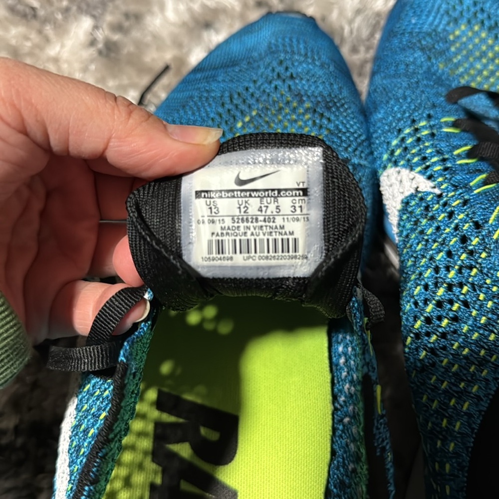 2016 Nike Flyknit Racer - Picture 6 of 6